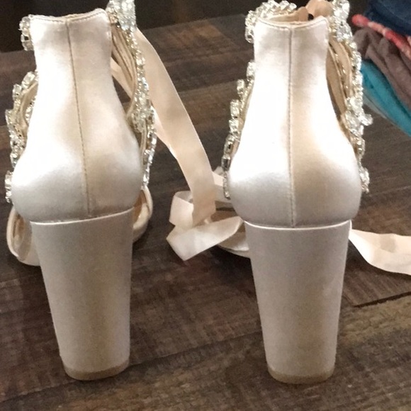 NEW BHLDN x Badgley Mischa Ever After Bridal Heels Crystal Satin - Picture 6 of 8